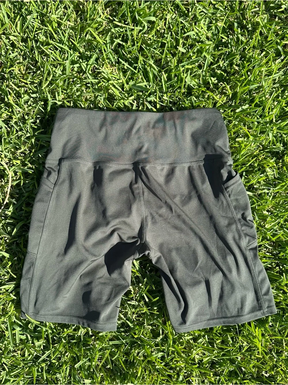 Otos Women's Charcoal Grey High-Rise Athletic Bike Shorts with Pockets